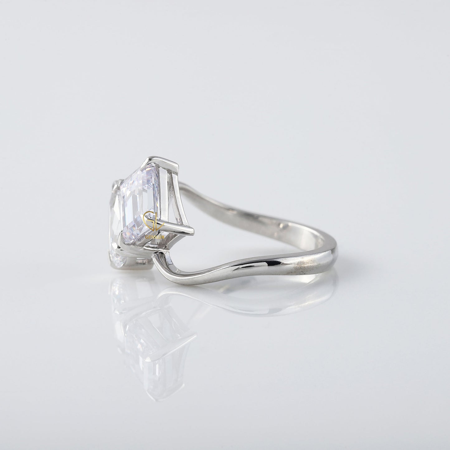 Lab Grown Pear Cut and Emerald Cut Toi Et Moi Engagement Ring