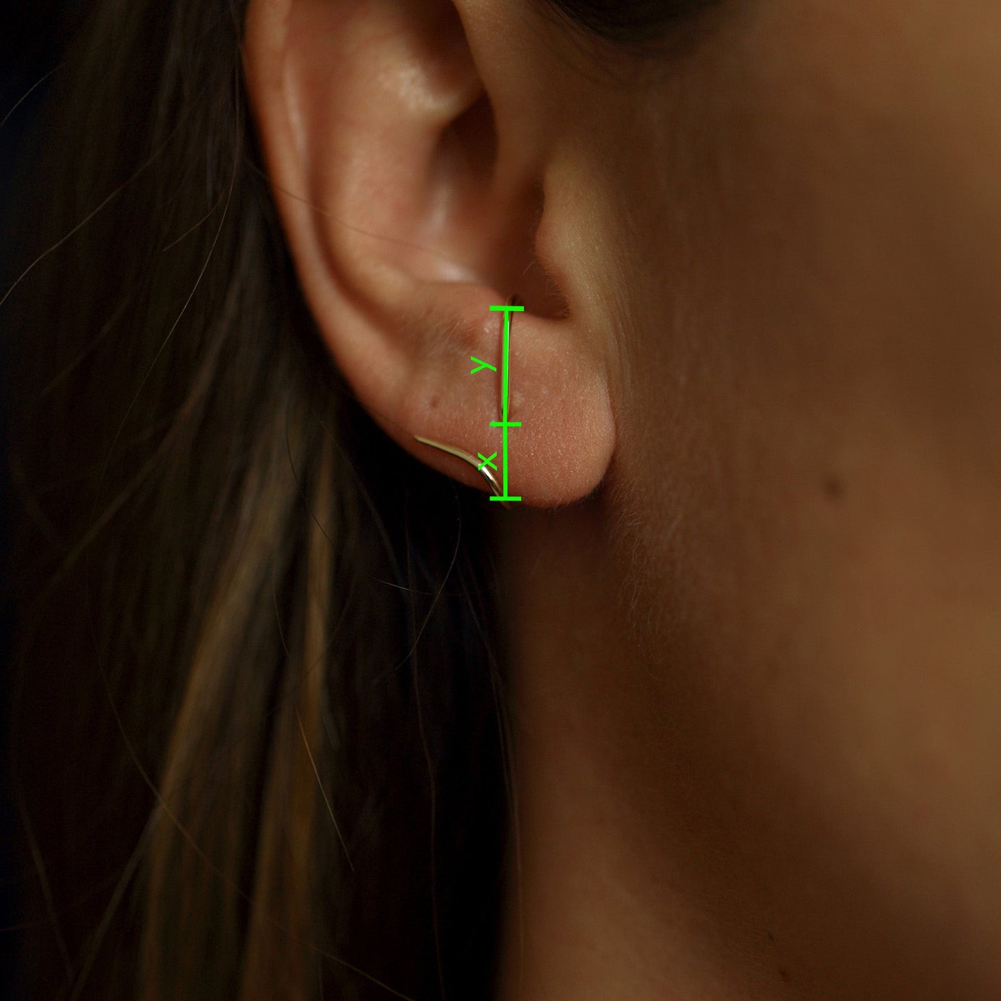 VINE VERTICAL EARRING