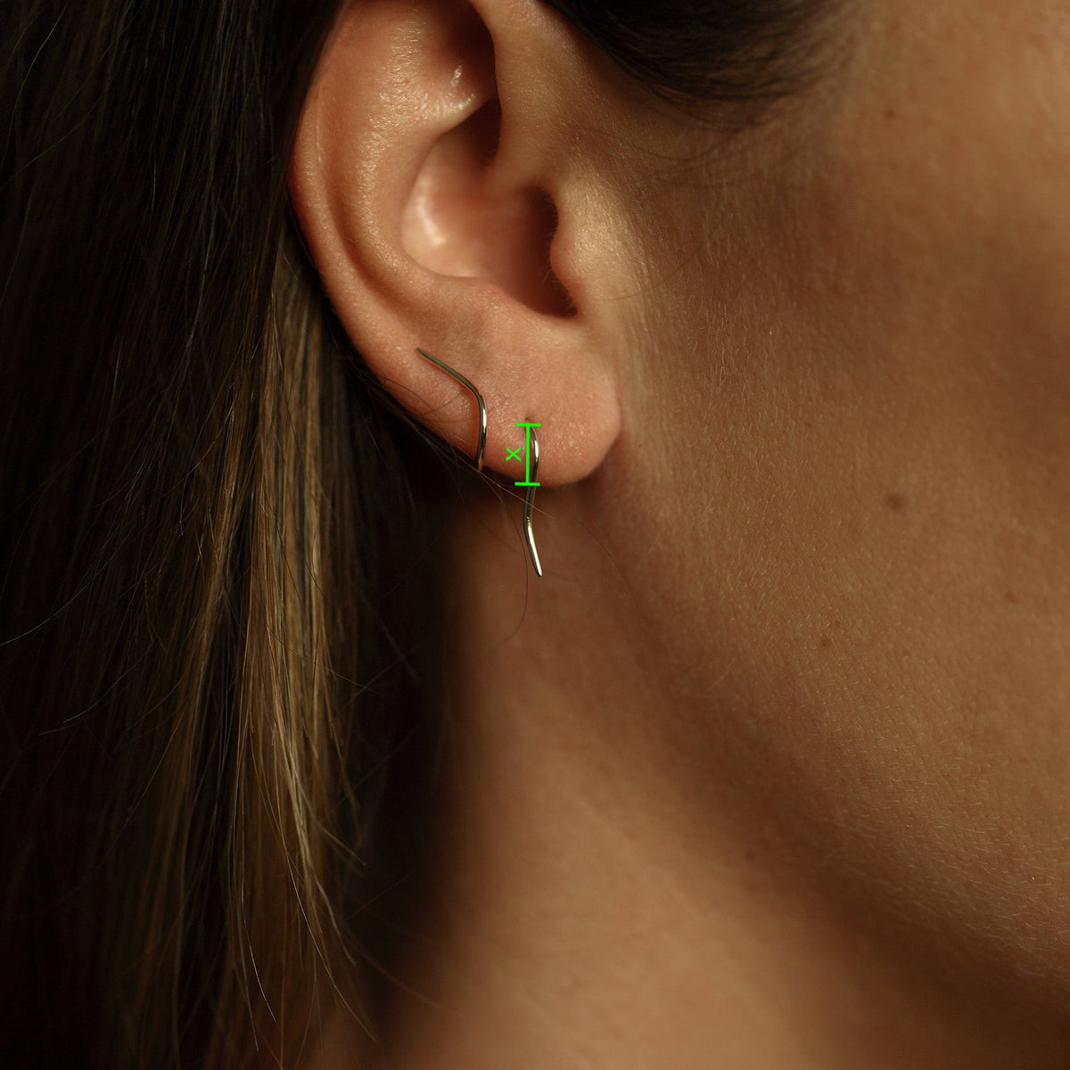 VINE SWIRL EARRING