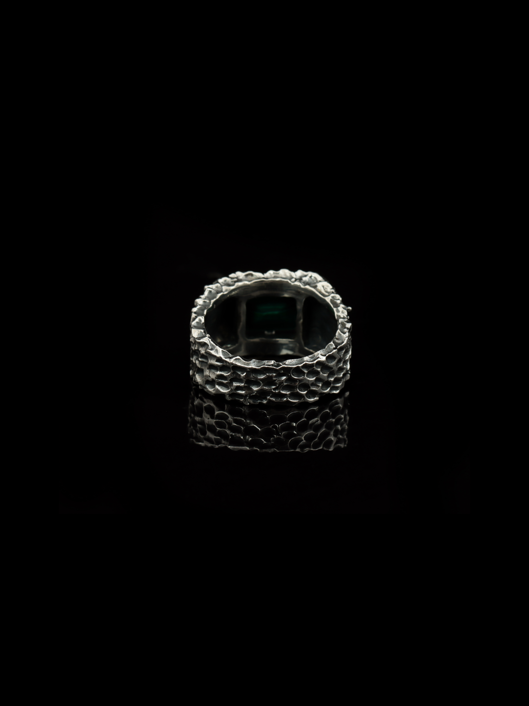 Malachite Forge Ring – 925 Sterling Silver