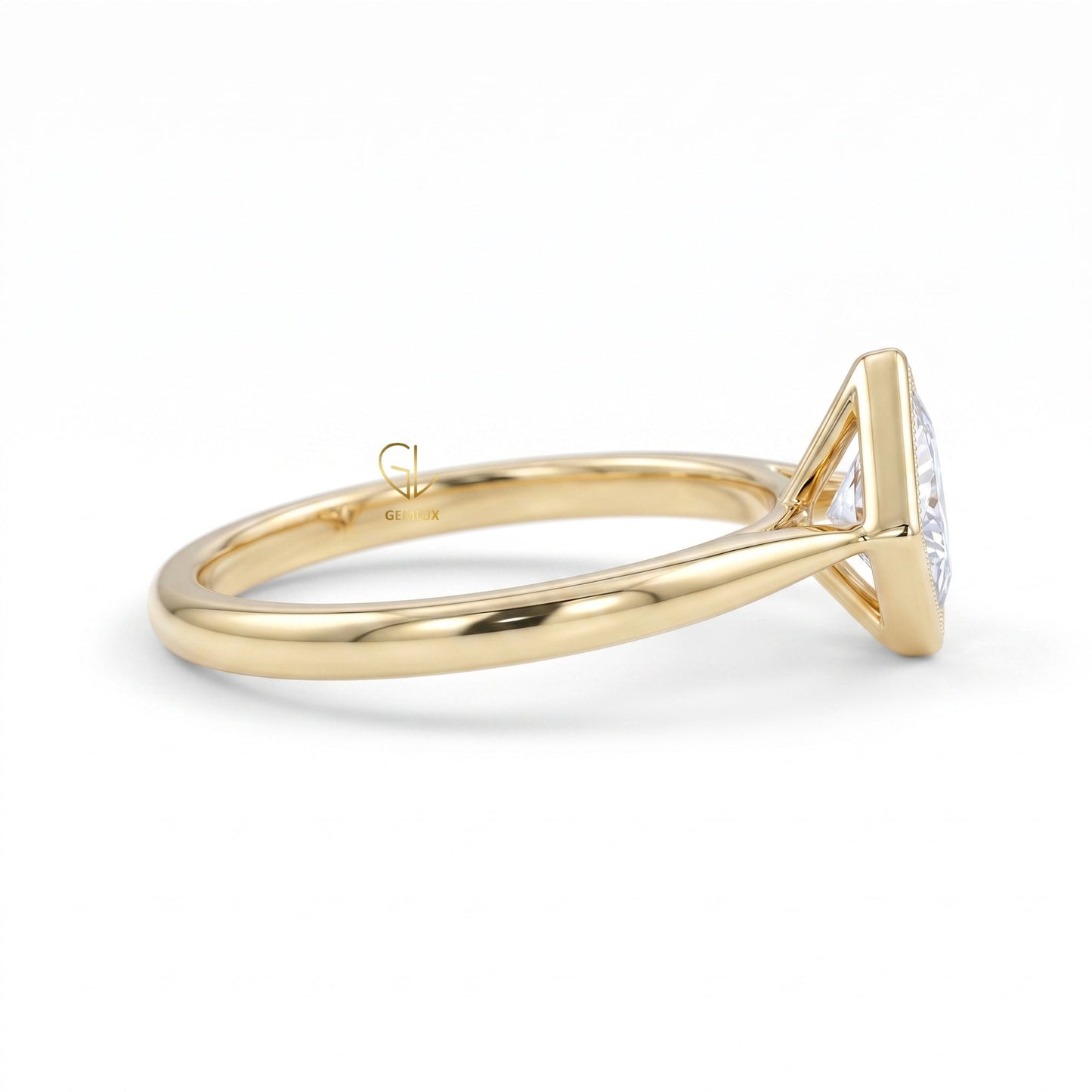 Princess Cut Lab-Grown Diamond Bezel Ring in Yellow Gold