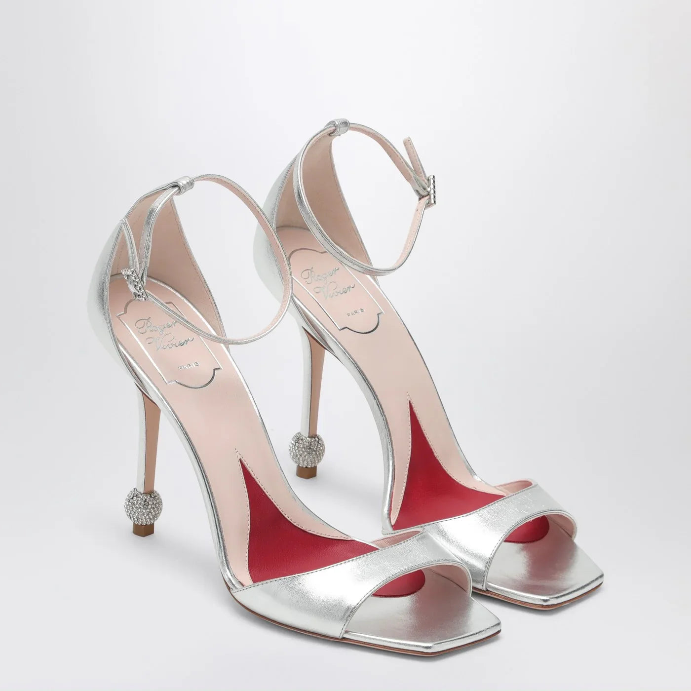 ROGER VIVIER - Silver sandal with jewelled heel