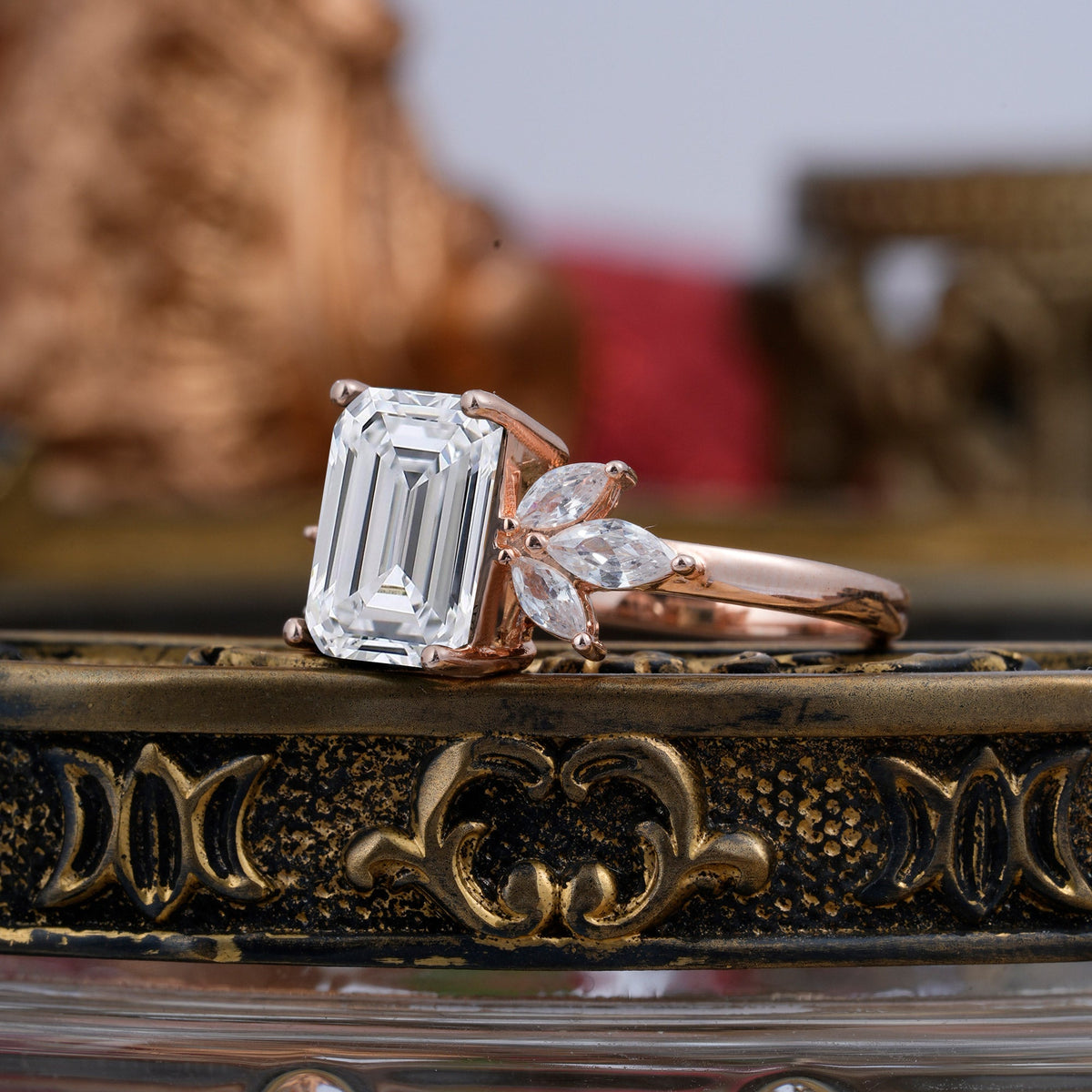 4CT Emerald Cut Lab Diamond Vintage 4 Prong Engagement Ring with Marquise Cluster