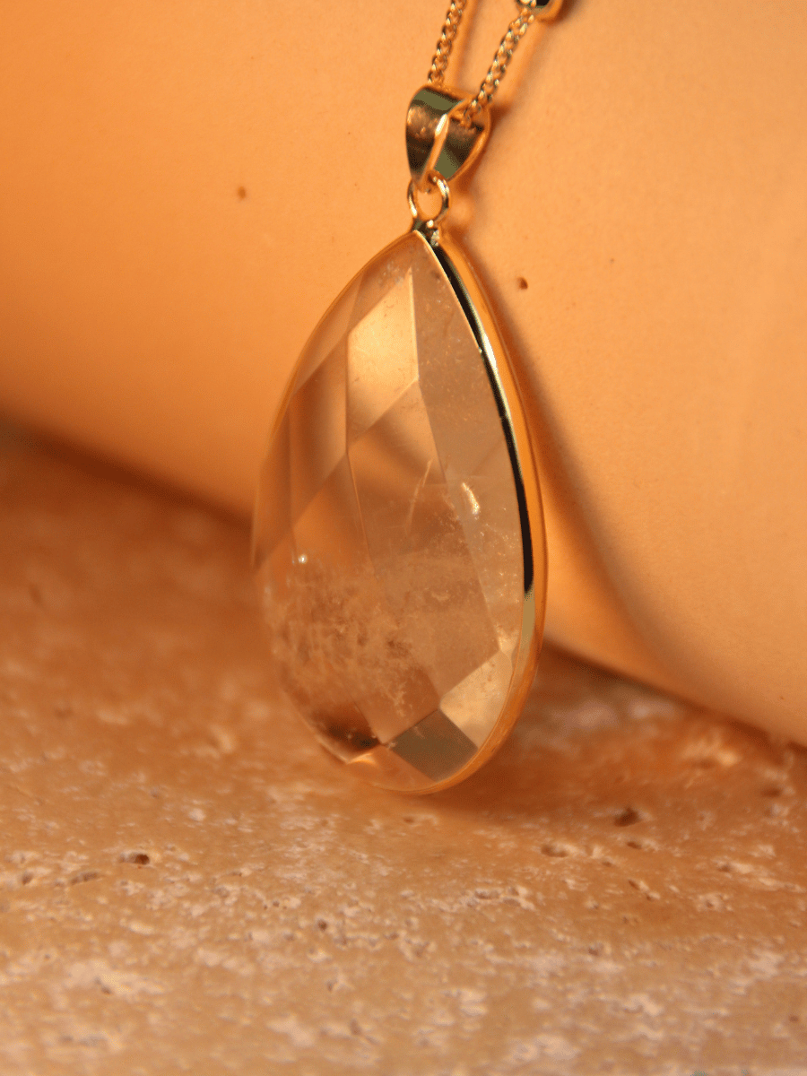 AGUSTINA Long Necklace - Water drop pendant
