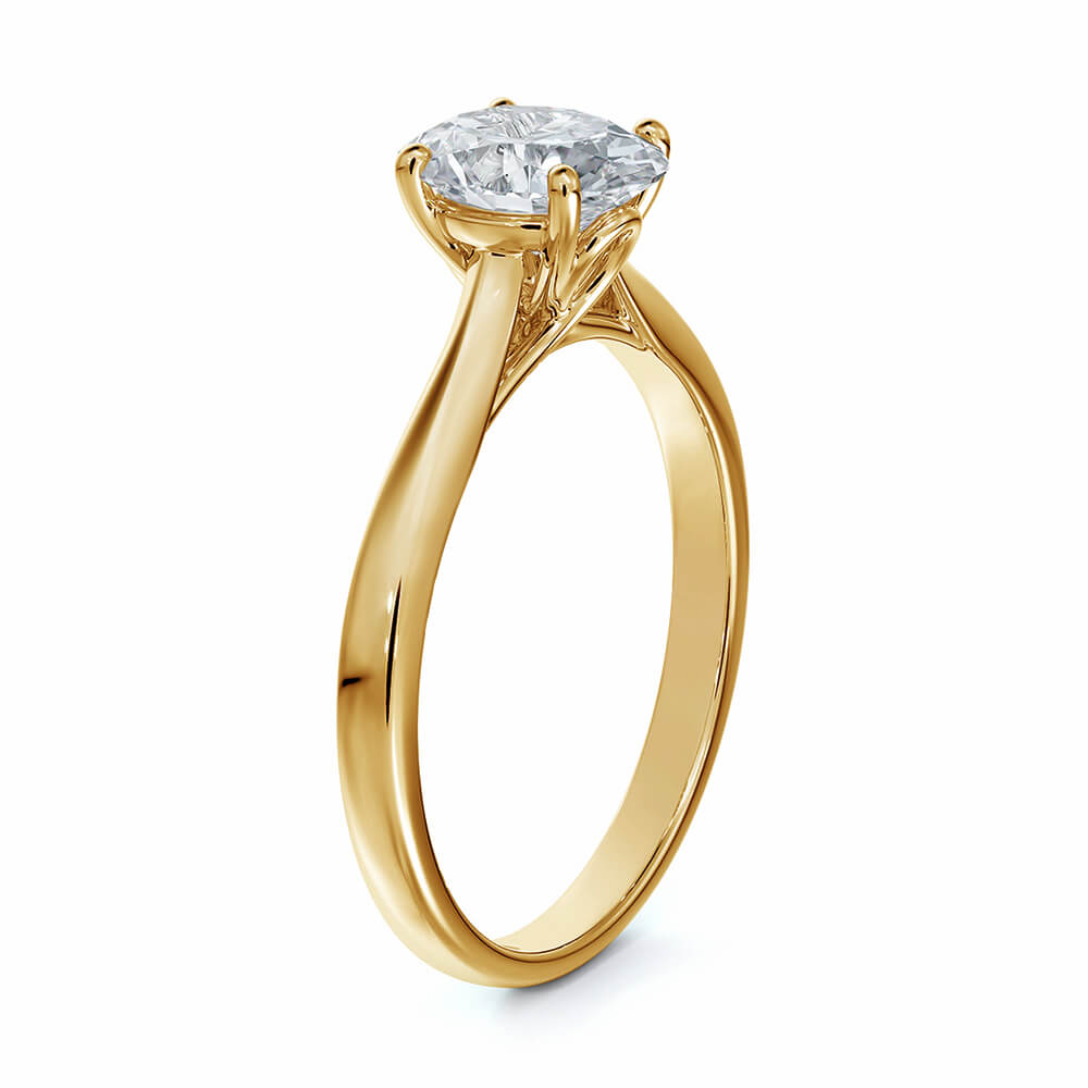 Solitaire Oval Cut Moissanite Gold Engagement Ring