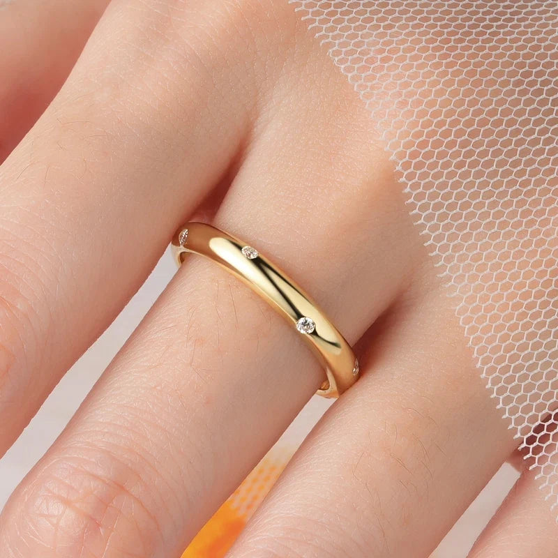 Wavy Flush Set Moissanite Eternity Wedding Band Ring