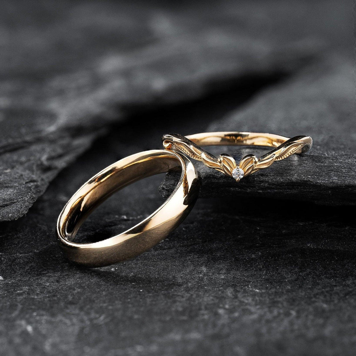 Harmony Duet | Curved Diamond & Classic Band Couple Wedding Set