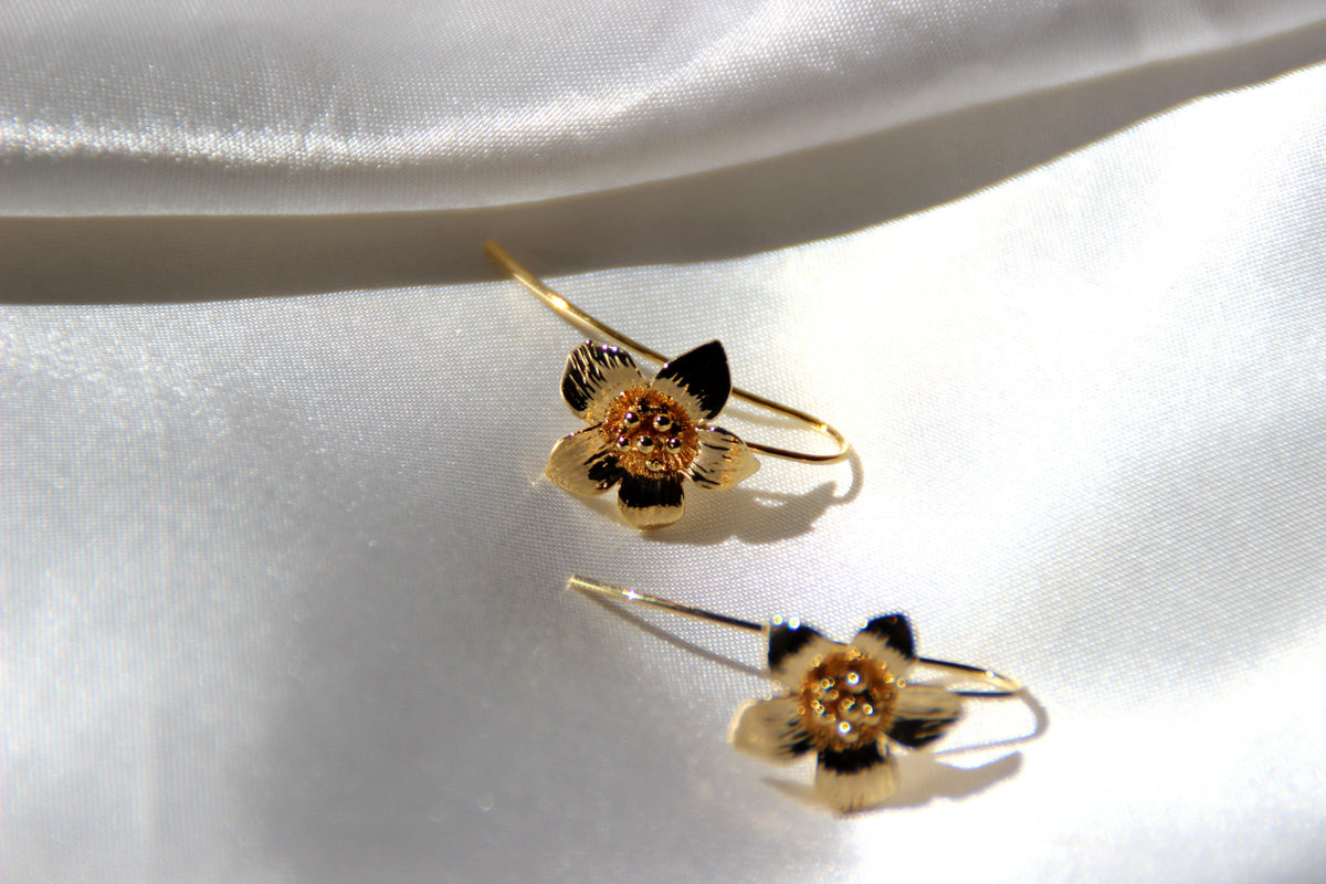 FLOWER earrings