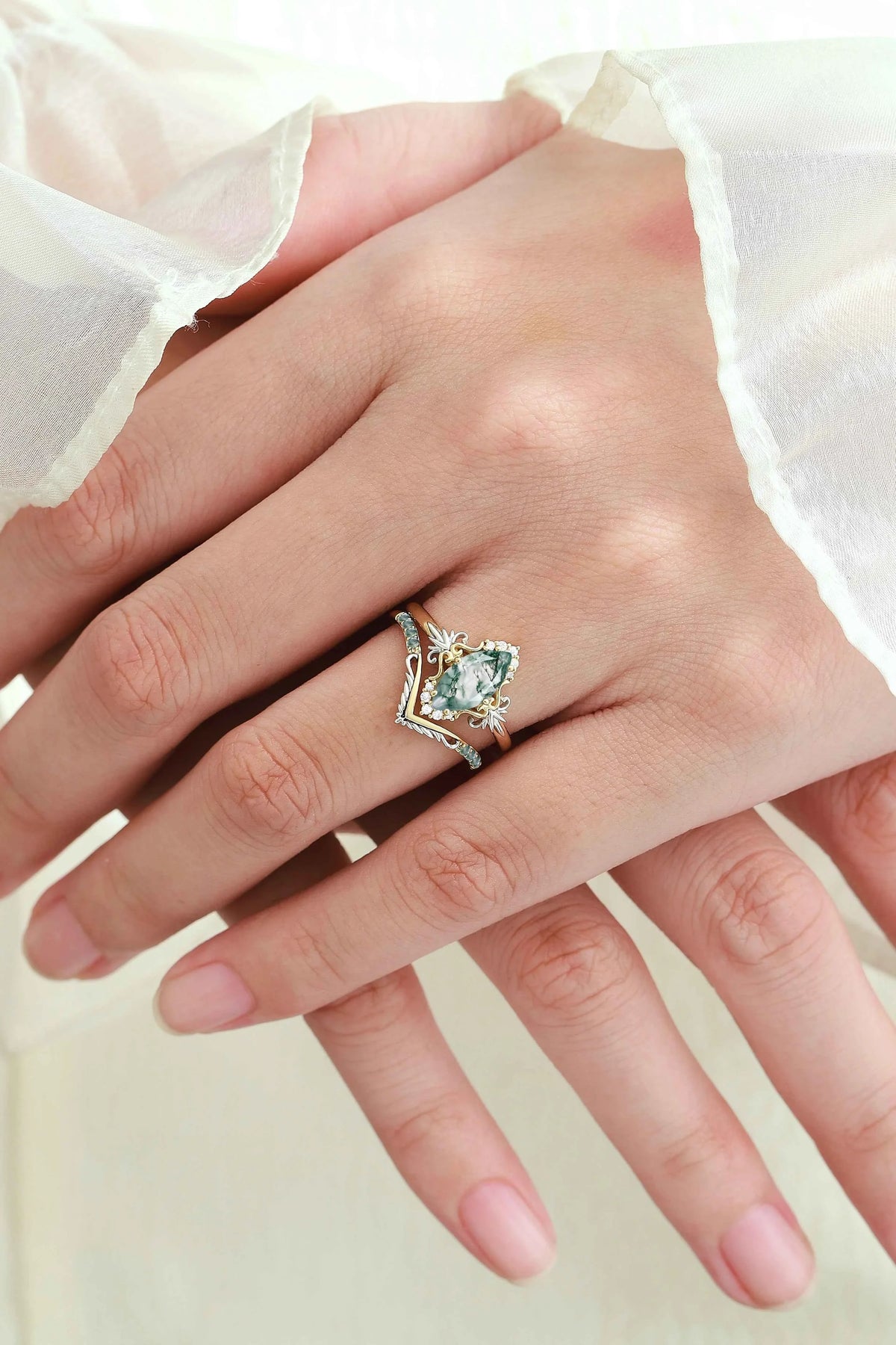 Leaf-Inspired Two-Tone Marquise Cur Moss Agate Engagement Ring Set 2pcs