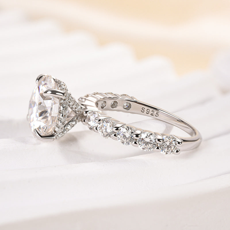 Lavish Solarii Moissanite 4.0ct Round Cut 925 Sterling Silver Pave Engagement Ring