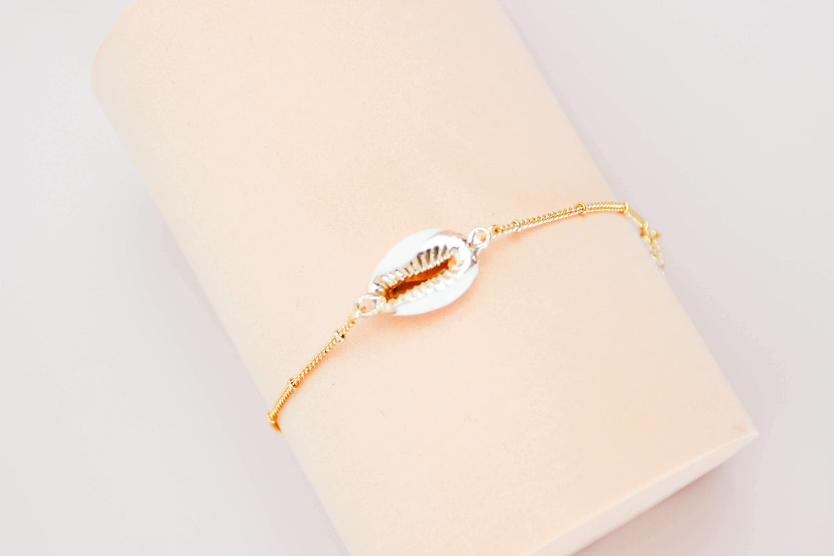 COWRIE bracelet