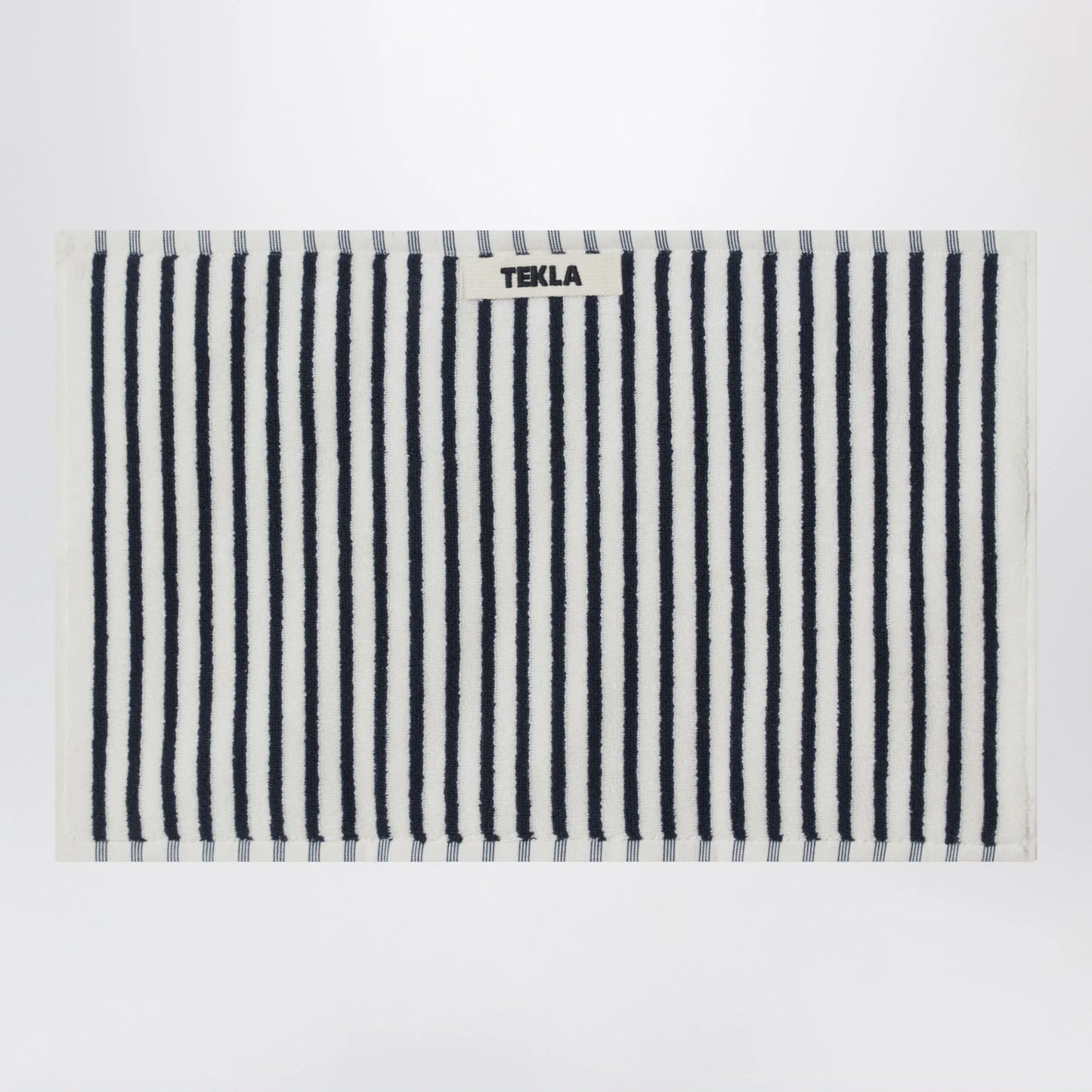 Tekla - White striped guest towel 30x50