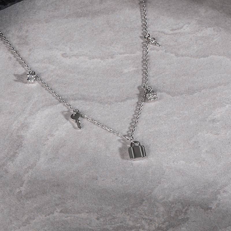 S925 Sterling Silver Elegant Love Lock Necklace: Yellow Gold