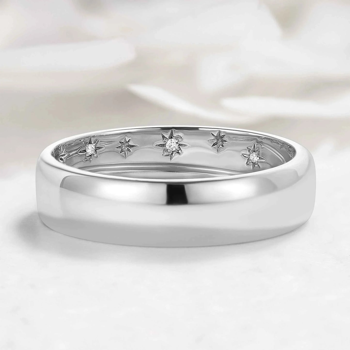 Hidden Star Moissanite Men's Wedding Band
