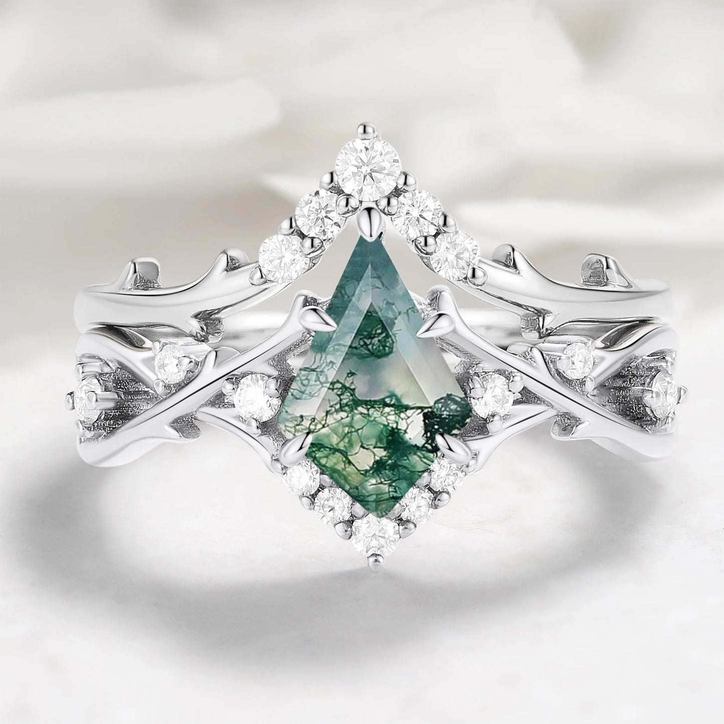 Nature-inspired Branch Kite Cut Moss Agate Engagement Ring Set