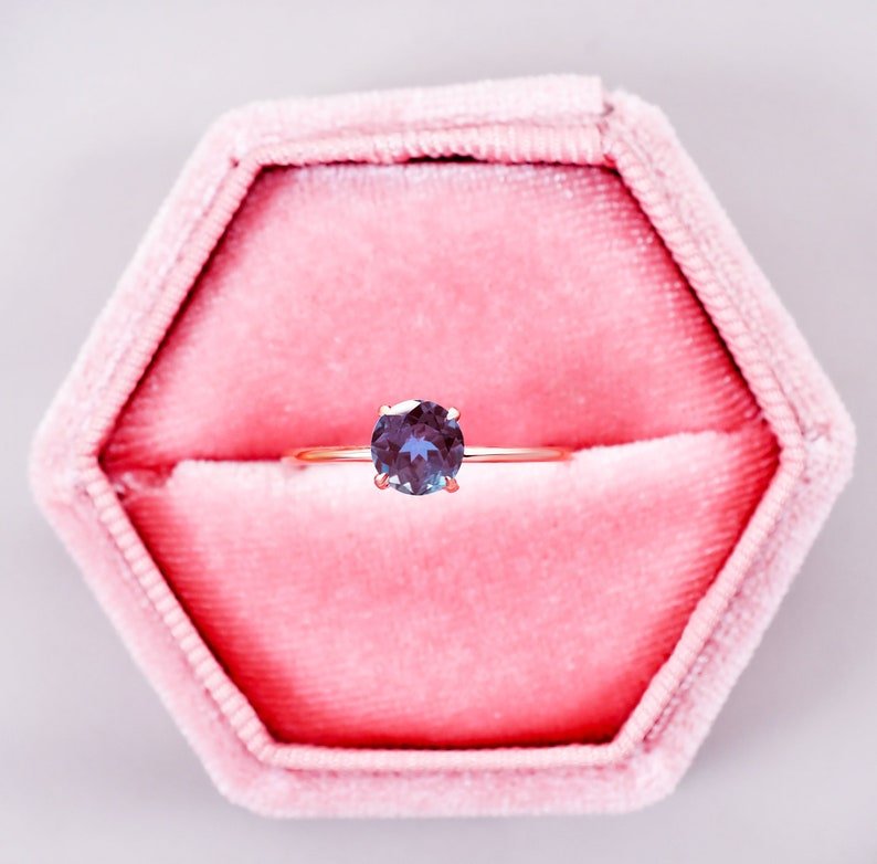 Vintage Alexandrite engagement ring Unique ring for women