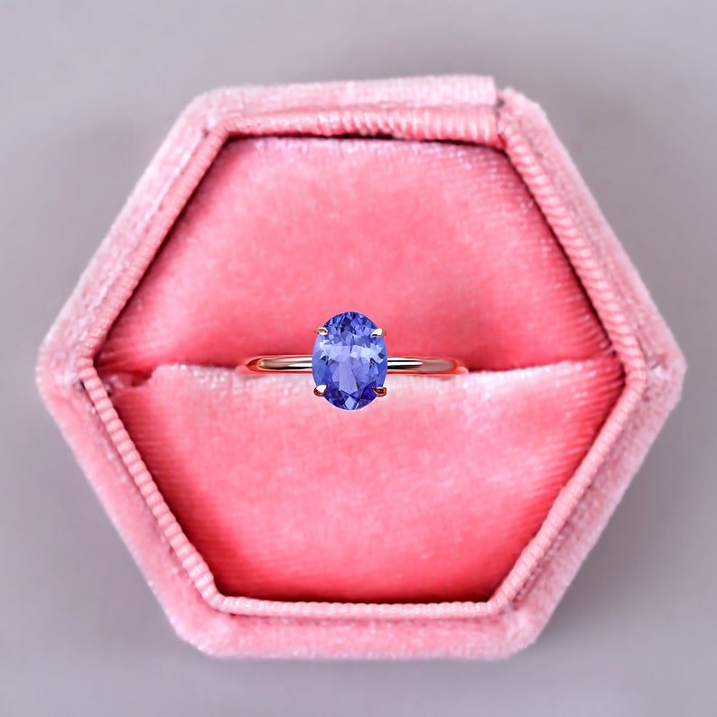 Beautiful Oval Cut Tanzanite Engagement Ring for her love
