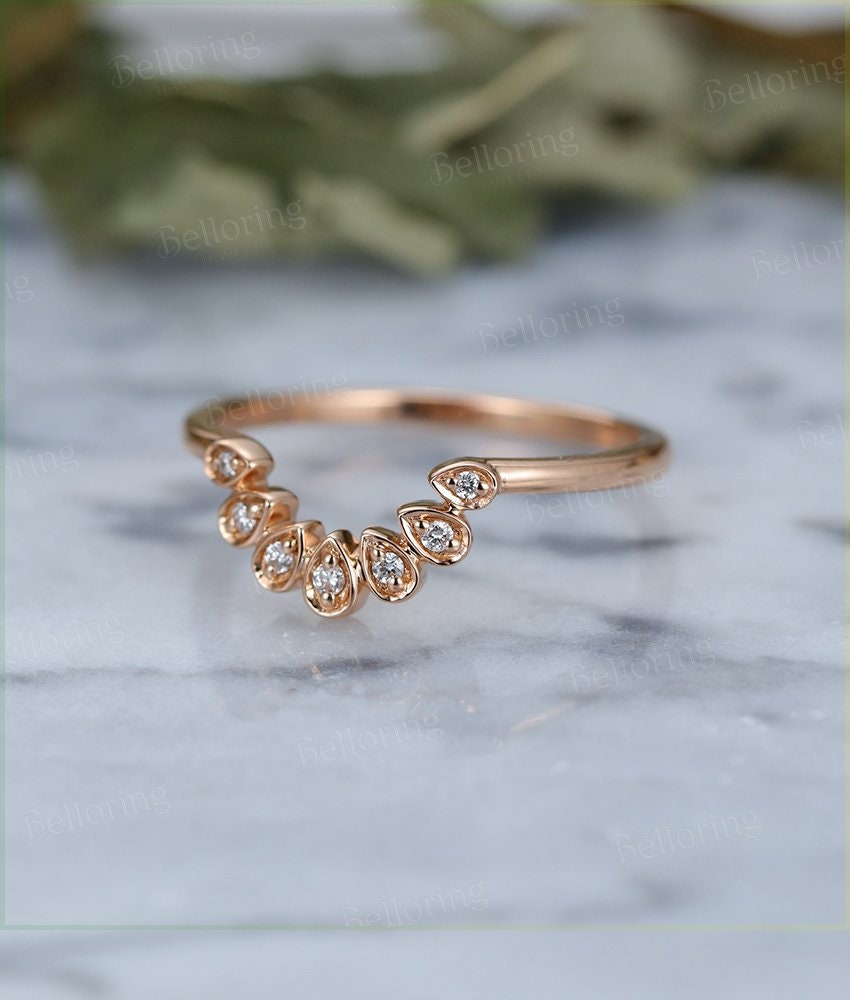 Art deco Rose gold round diamond curved Wedding band pear shape unique gifts for antique Jewelry Anniversary wedding ring