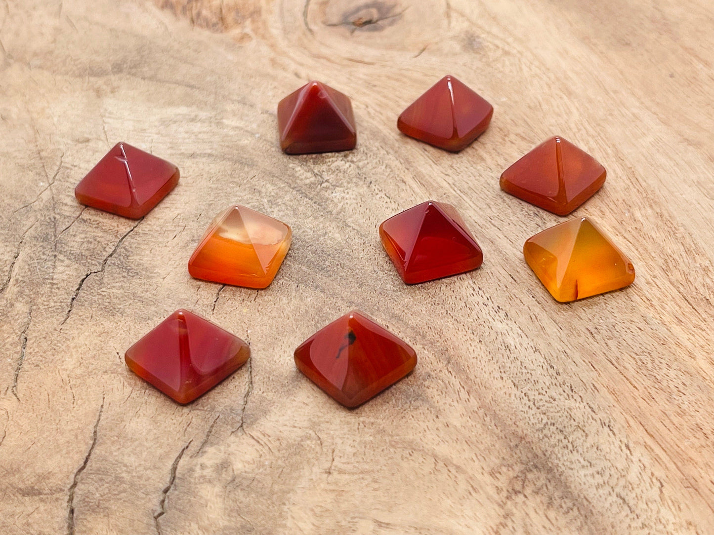Carnelian Pyramid Carving Gemstone - 14mm - PY1005