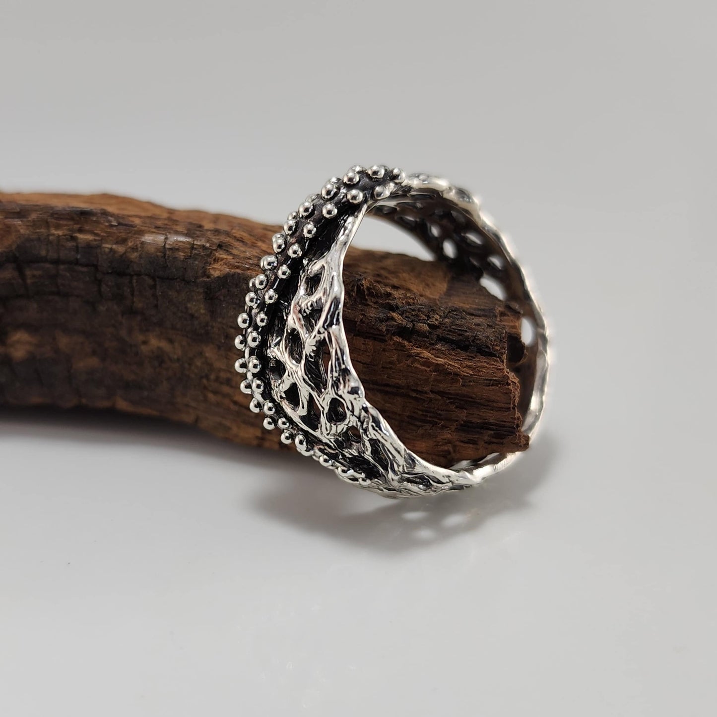Unisex Ocean and Beach Style Statement Ring: Wedding Band