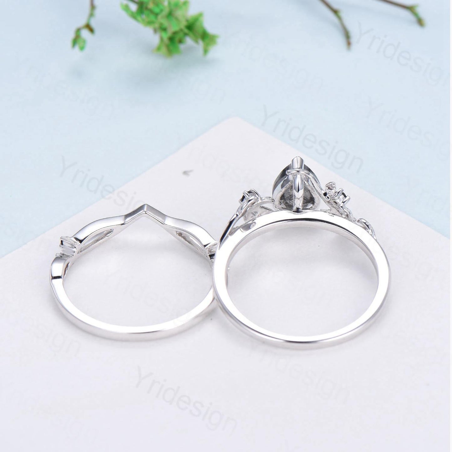 Pear shaped natural garnet ring set Nature inspired garnet engagement ring leaf vine black spinel band January birthstone bridal set women