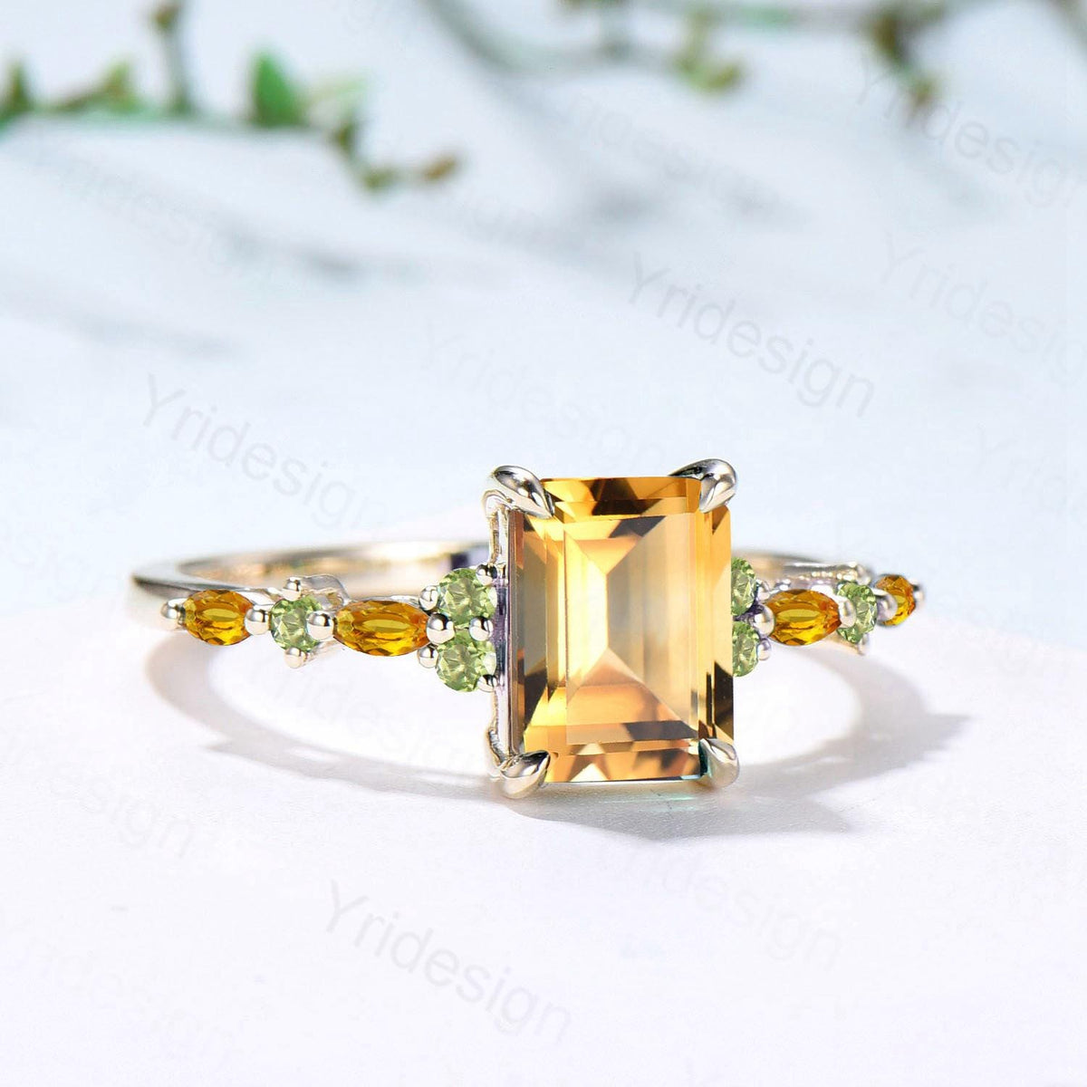 Vintage Emerald Cut Citrine Engagement Ring Cluster Peridot Wedding Ring Yellow Gold November Birthstone Elegant Anniversary Ring for Women