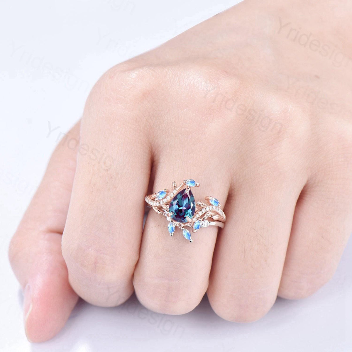 Vintage Pear Shaped Alexandrite Engagement Ring Set Nature Inspired Snake Wedding Set Moonstone Bridal Set Twig Vine June Birthstone Ring