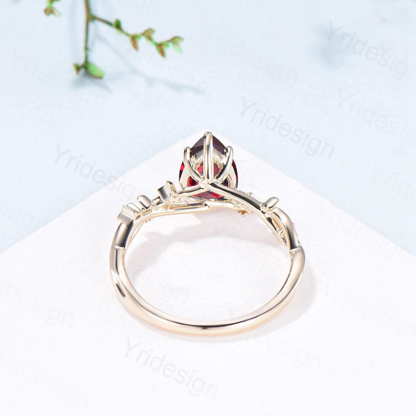 Vintage Pear Shaped Natural Garnet Engagement Ring Yellow Gold Moon Star Spinel Wedding Ring Jan Birthstone September Promise Ring For Women