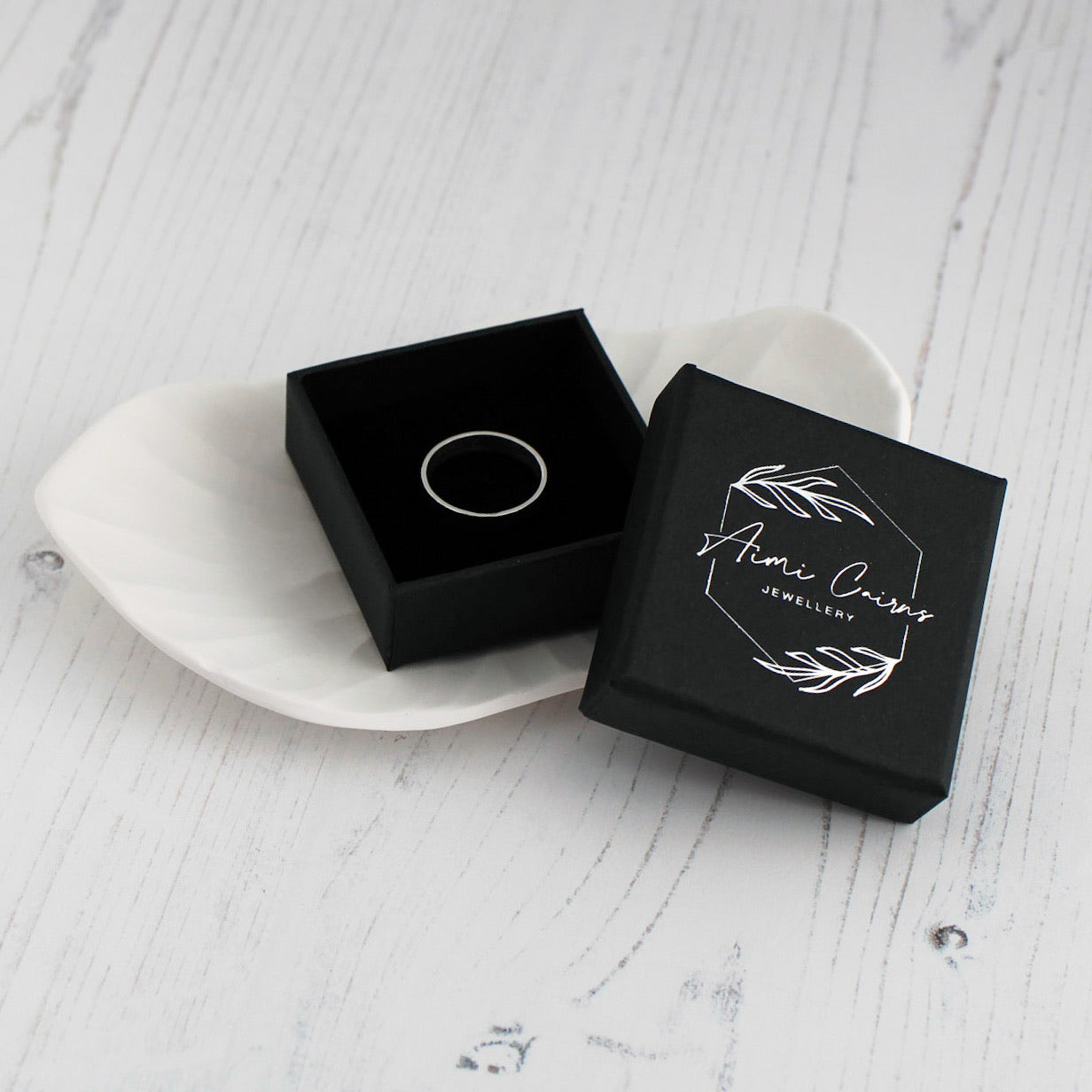 Checked 4mm silver ring - polished or oxidised