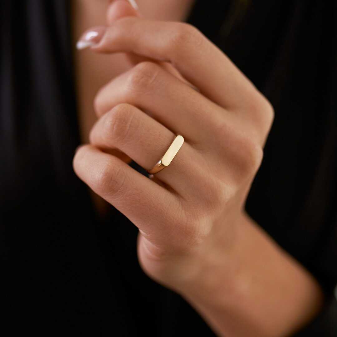 Signet Ring
