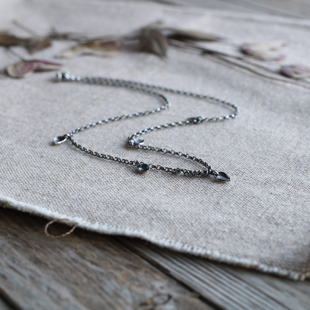 Leafline necklace