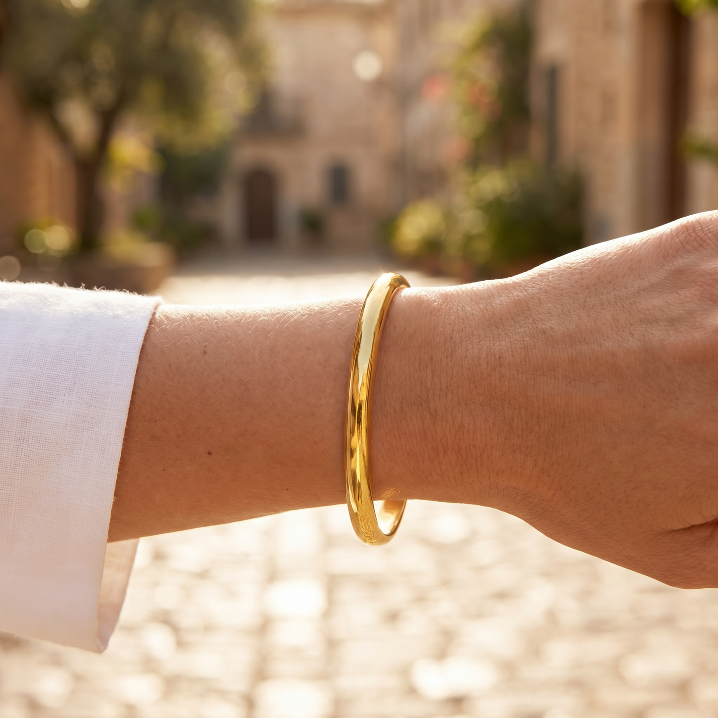 Heavy Weight 6MM 18k Yellow Gold Plated Bangle