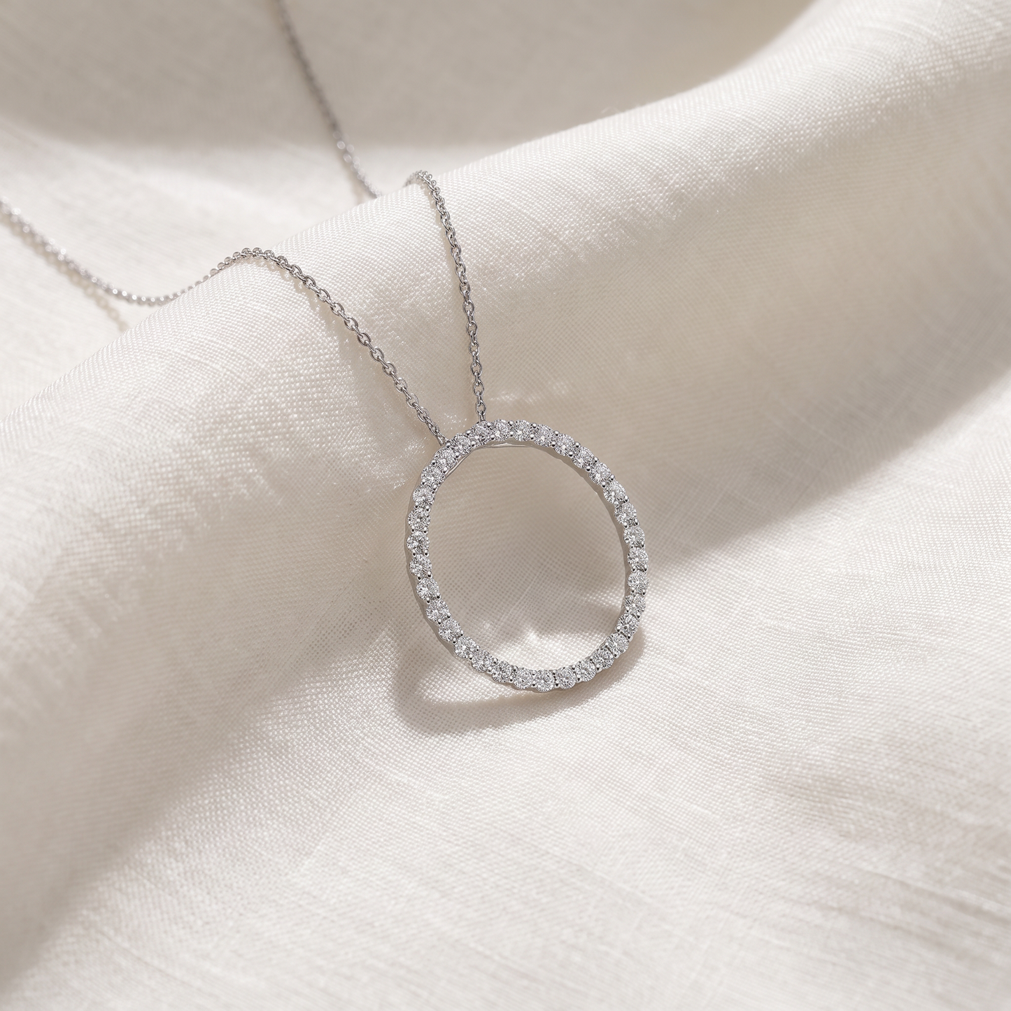 1Ct TW Circle Diamond Pendant 18" Necklace Lab Grown 1" Tall