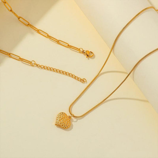 Double peach heart chain necklace