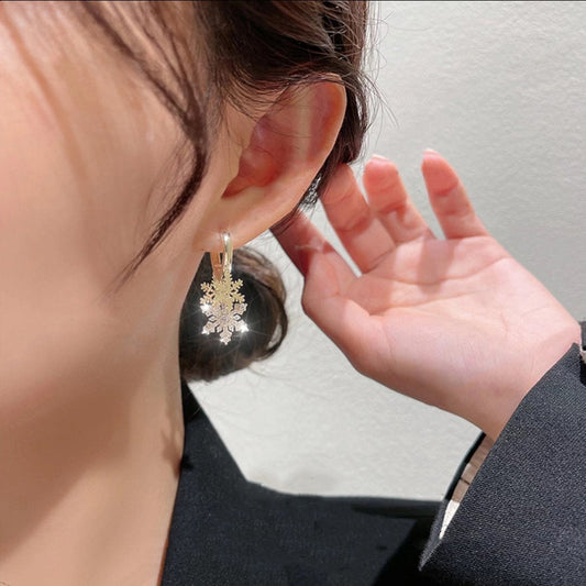 Sparkling Snowflakes Earrings