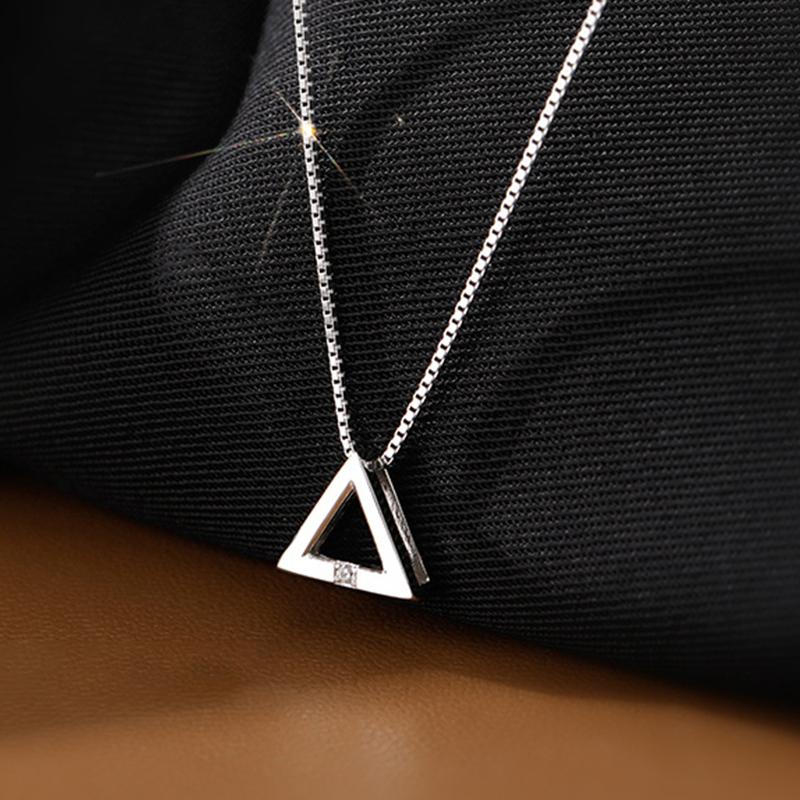 Simple triangle necklace