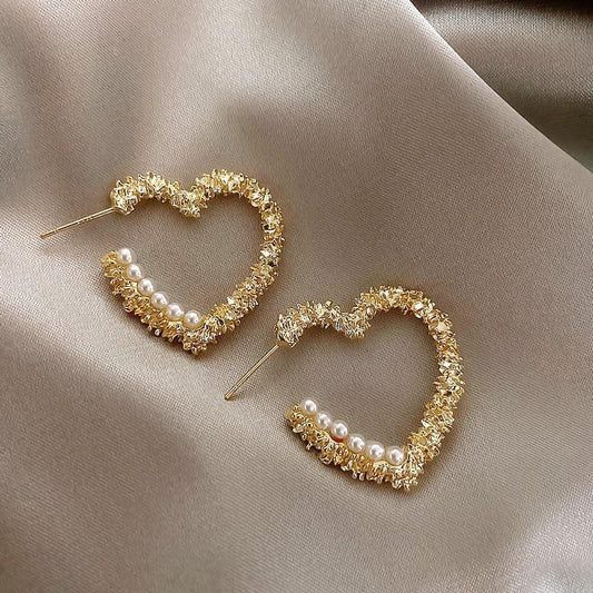 OPEN HEART PEARL EARRINGS