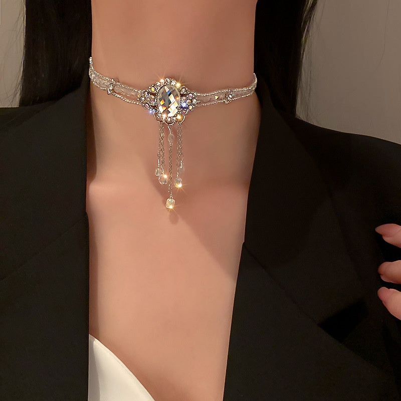 Diamond crystal clavicle Necklace