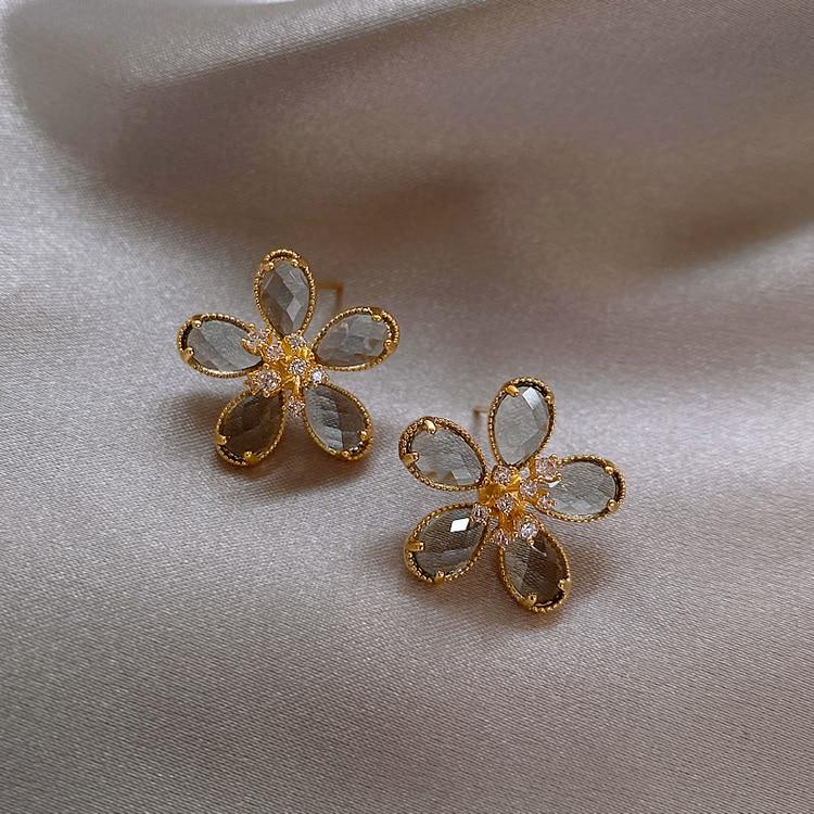 Black Ombre Crystal Flower Earrings