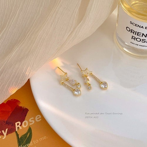 Astra Star Earrings