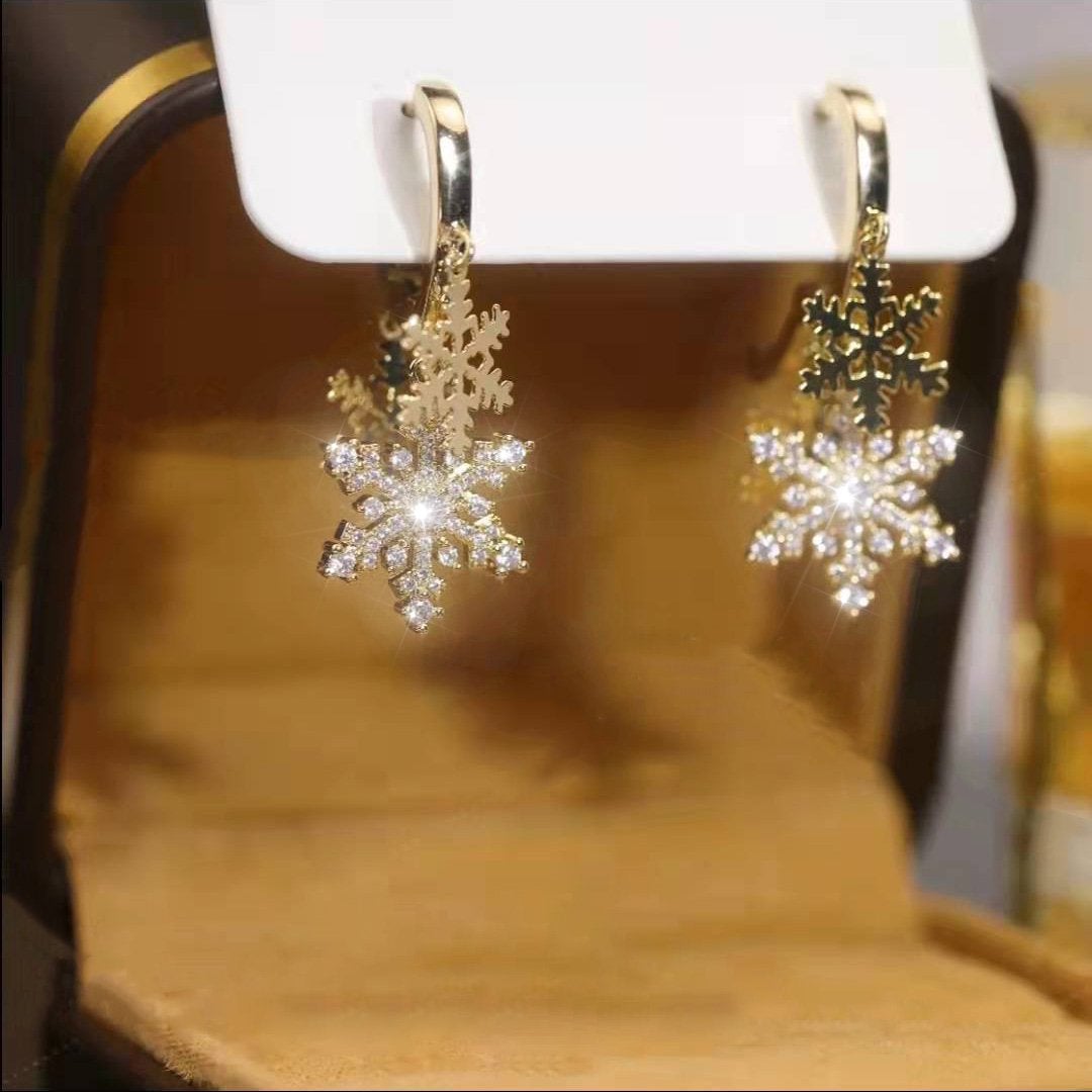 Sparkling Snowflakes Earrings