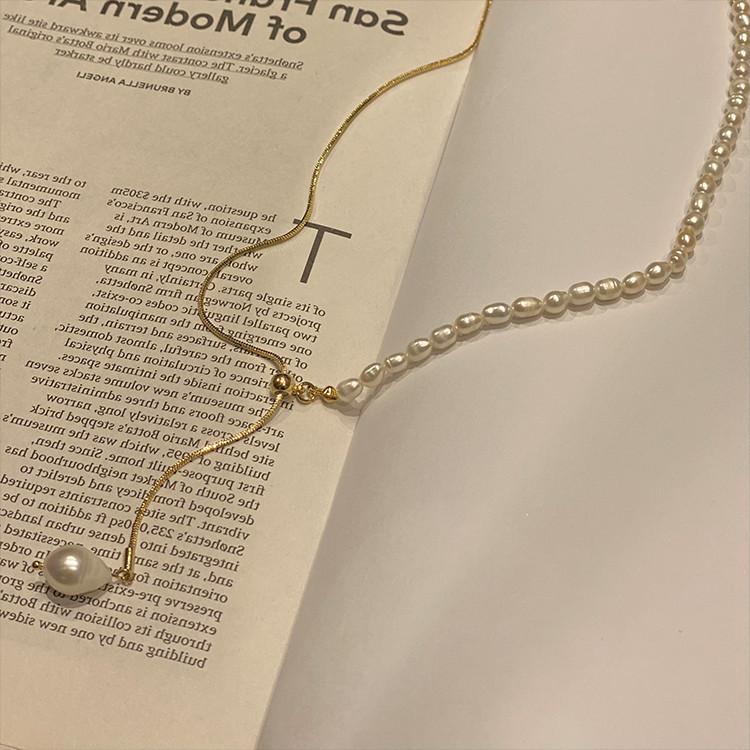 Adjustable Pearl Clavicle Necklace
