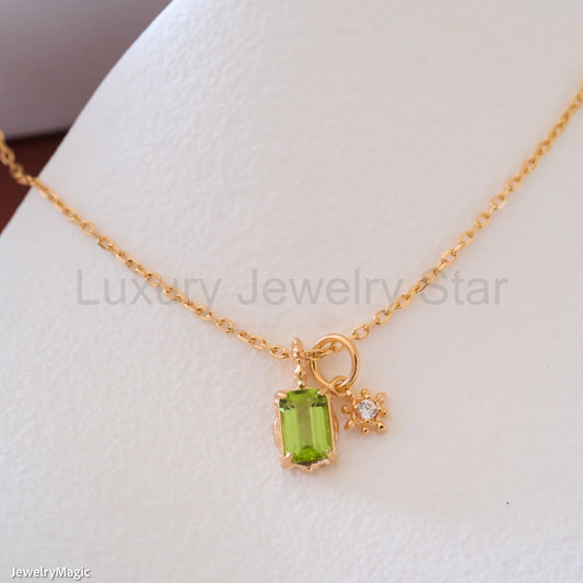 Baguette peridot necklace with a bright green stone from Luxury Jewelry Star