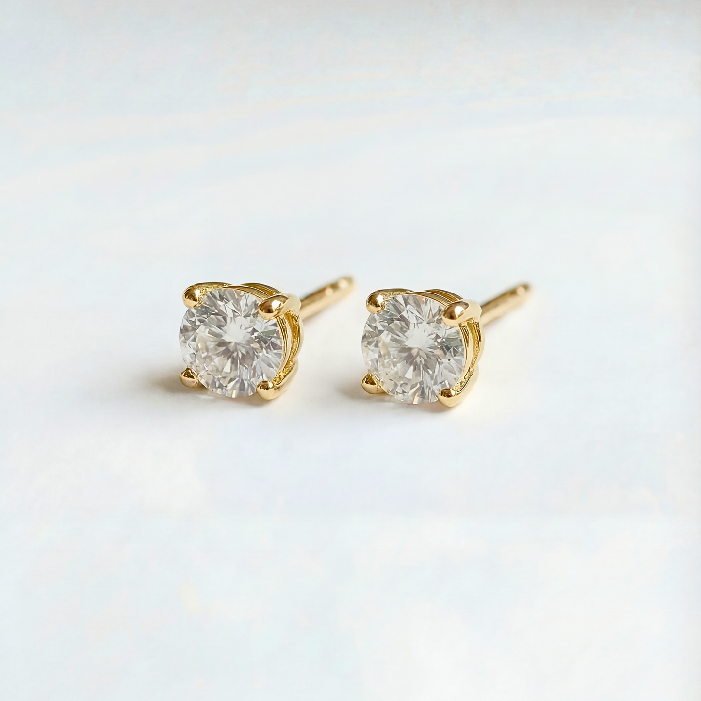 The Everyday Stud | 0.75 CTW | Lab-Grown Diamond