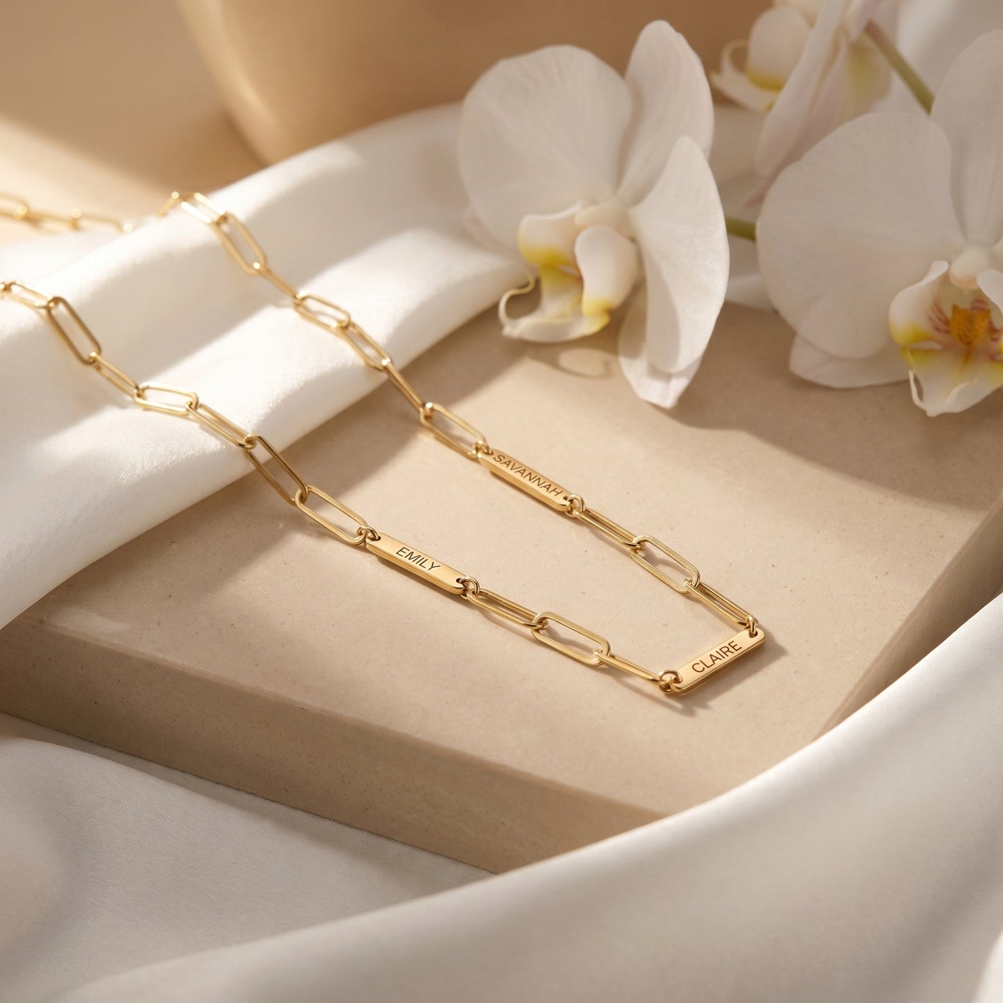 The Noelle Necklace