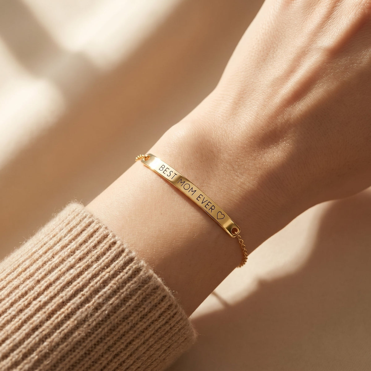 The Eleanor Bar Bracelet