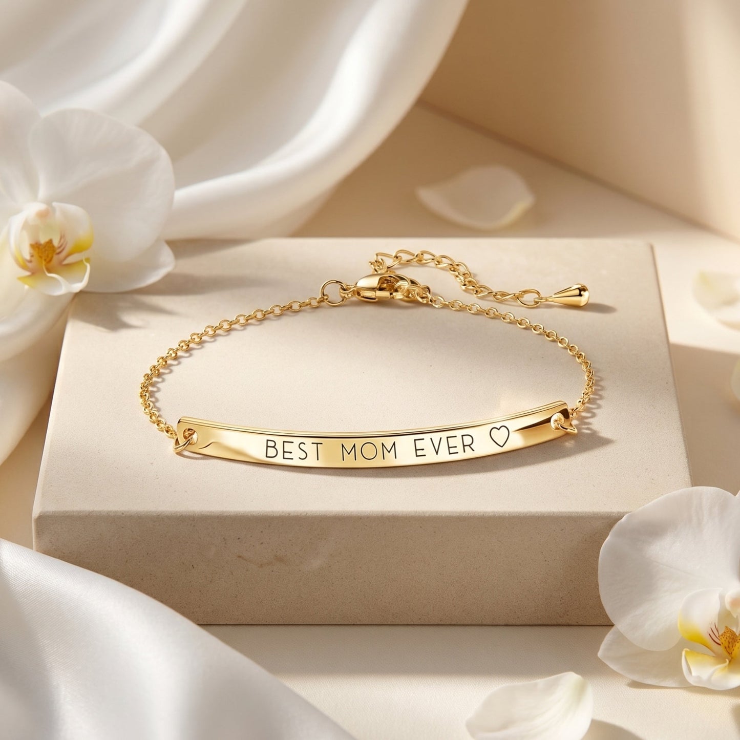 The Eleanor Bar Bracelet
