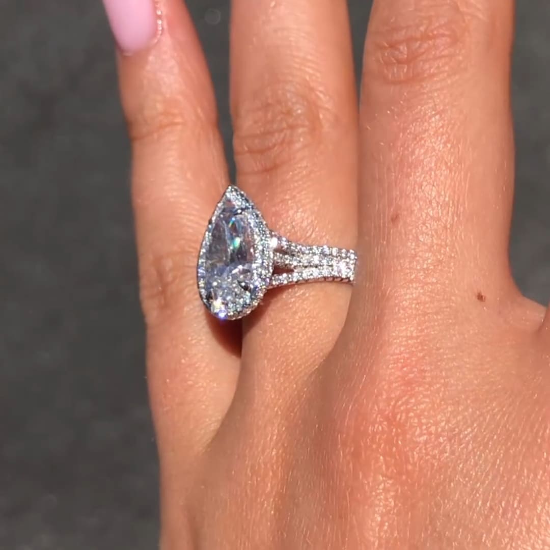 Stunning Pear Cut 4.0ct Split Shank Engagement Ring In Sterling Silver
