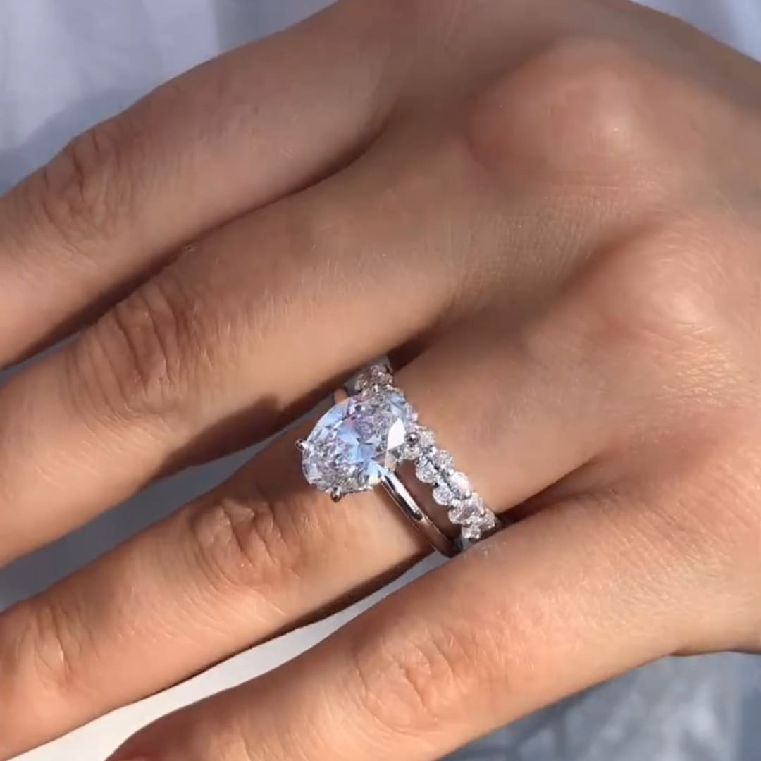 Elegant Halo Oval Cut Wedding Set In Sterling Silver