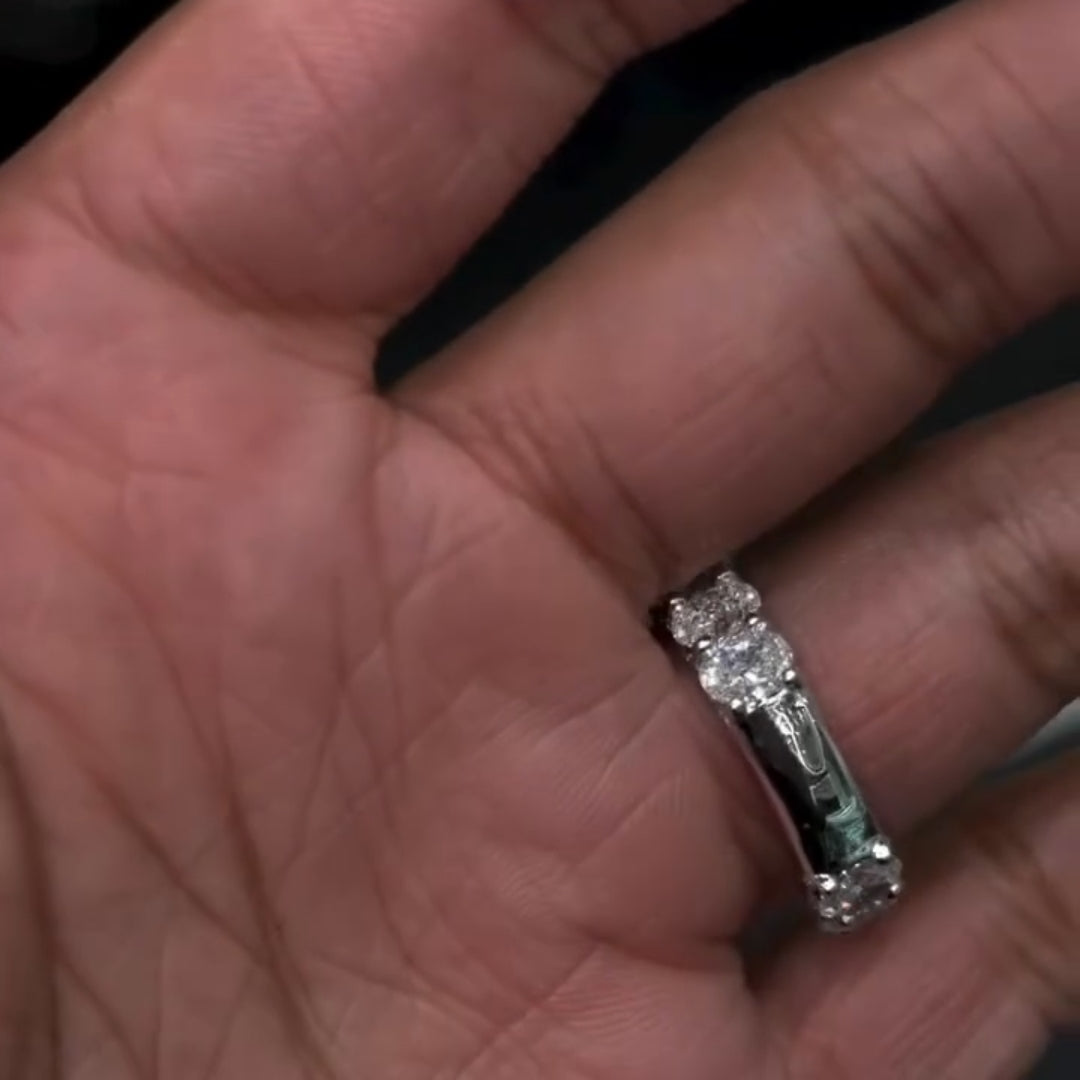 Luxurious Oval Cut 6.0ct Engagement Ring With Oval Eternity Band In Sterling Silver